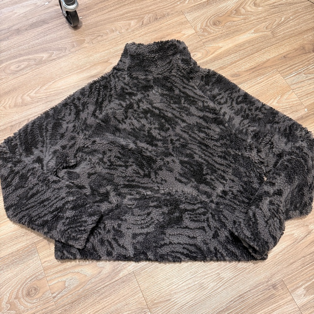 lululemon athletica Black Teddy Jacket - Picture 3 of 5